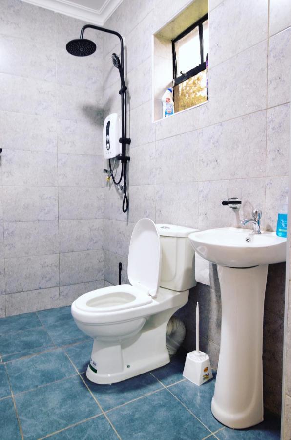 Arabel'S Place Riverside Villas Наньюкі Екстер'єр фото
