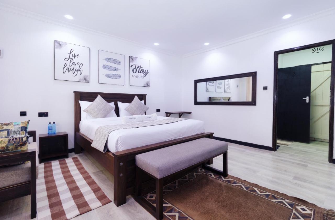 Arabel'S Place Riverside Villas Наньюкі Екстер'єр фото